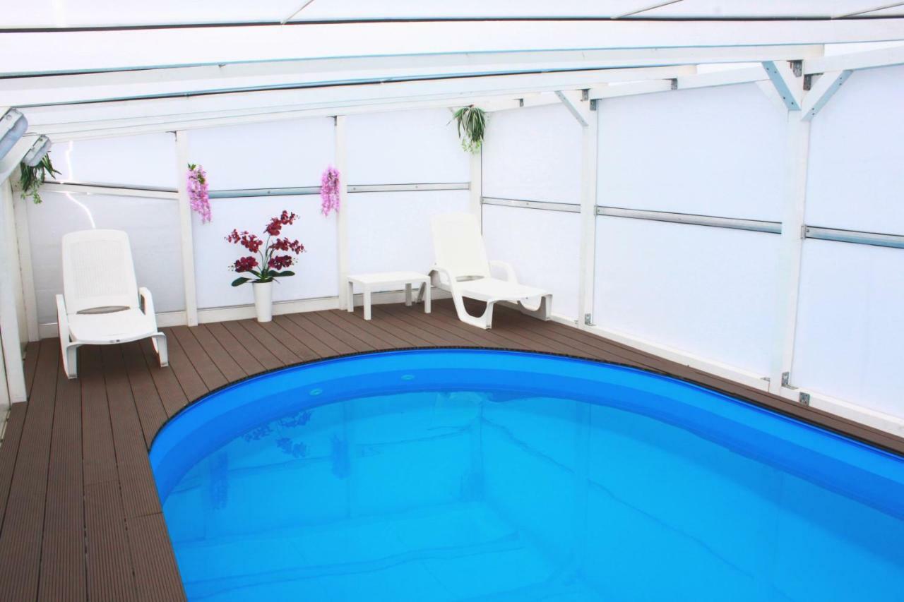 Villa Happy Rose Dąbki Exteriör bild